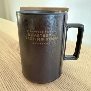 BNWT 2014 Starbucks Reserve Roastery & Tasting Room Seattle, WA 16 oz Mug